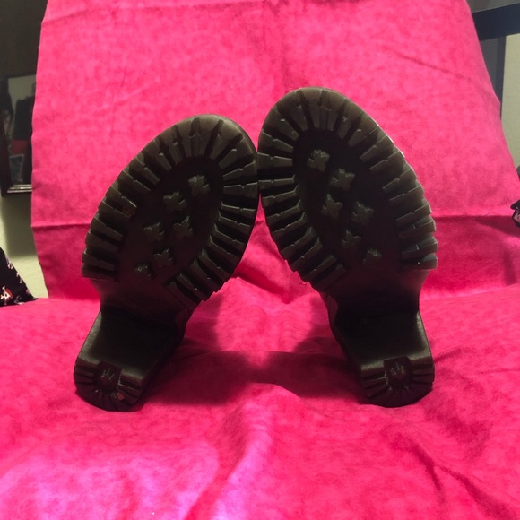 💜 SPECIAL! Dr Marten Magdalena size 9 US women’s gently used lovely!🦆 - Picture 5 of 7